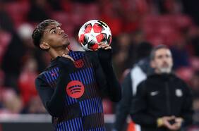 “Lo que hace es increíble”: la historia de Lamine Yamal, el niño prodigio de Barcelona que encandila al mundo