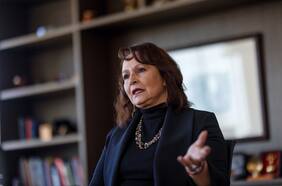 Exministra Hernando acusa “intervención desatada” del gobierno por su candidatura en Antofagasta