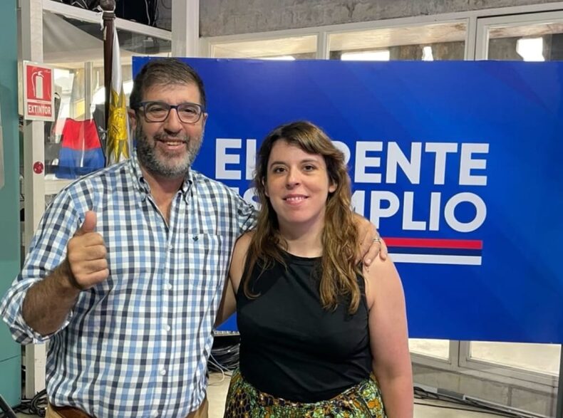 Constanza Martínez con el presidente del Frente Amplio de Uruguay