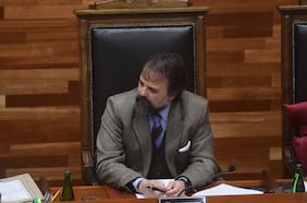 El juego de naipes del TC de cara al tercer retiro: ministros apuntan a voto clave de Juan José Romero