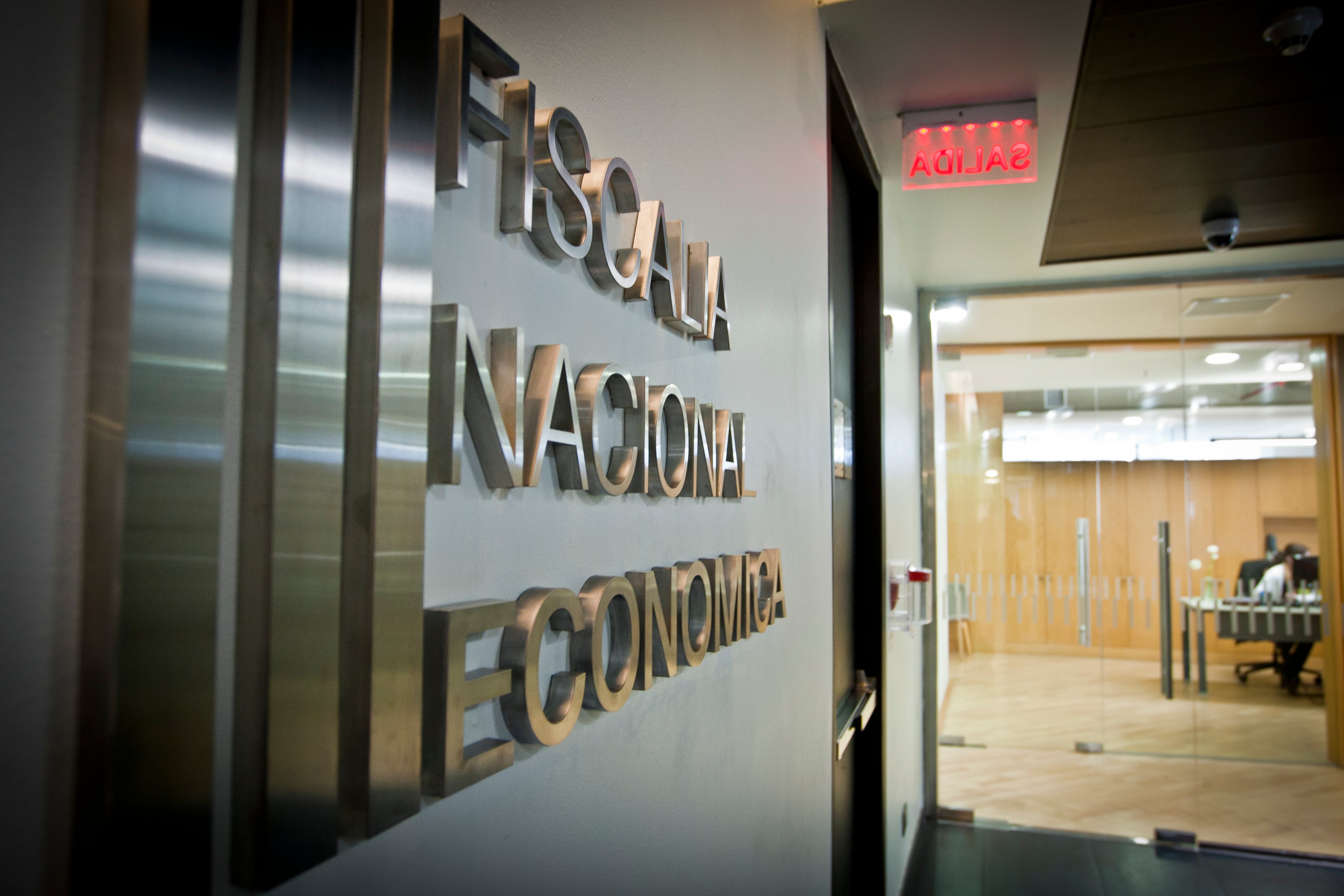 FNE pone bajo la lupa la toma de control de Clínica Las Condes por EuroAmerica y la alianza de Enami y Rio Tinto