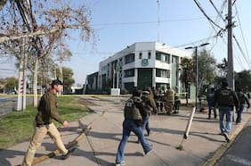 Comisaría de Huechuraba fue atacada por barristas de equipo comunal: fueron dispersados por COP