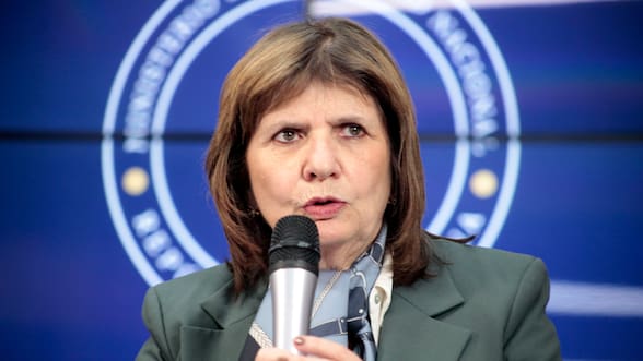 Bullrich atribuye a una “confusión de nombres” sus dichos sobre el estrecho de Magallanes y ofrece disculpas