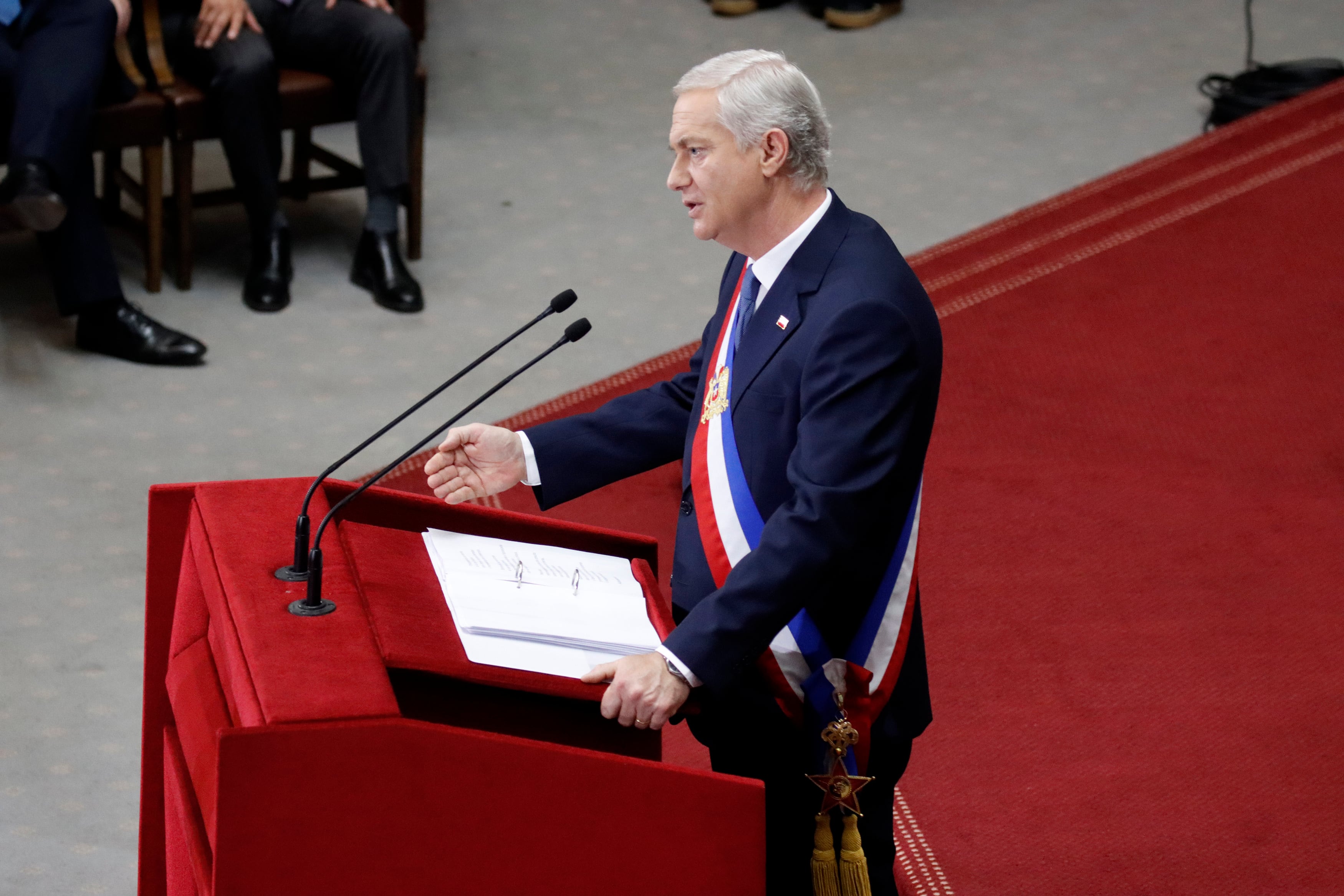De ampliar programas habitacionales a erradicar sitios eriazos: las principales apuestas sectoriales del discurso de Kast