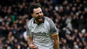 Ben Brereton vuelve al gol y lidera la remontada del Derby County ante Blackburn Rovers