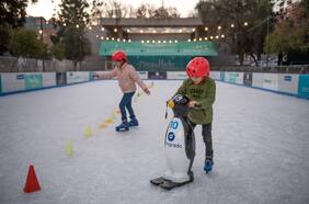 Patinaje en hielo: las pistas que hay en Santiago para divertirse este invierno