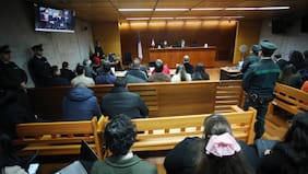 Histórica condena por megafraude a Fonasa: médicos extranjeros pagarán con cárcel y más de $ 26 mil millones por emitir licencias falsas