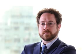 Klaus Kaempfe, de Credicorp, por conflicto en Irán: “Vemos una posibilidad de entrada al Ipsa”