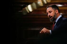 Líder ultraderechista cree que inmigración de Latinoamérica podría ayudar en problema de natalidad en España