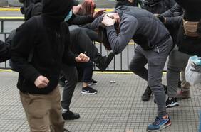 Arresto domiciliario nocturno para los cuatro sujetos que agredieron al hermano del Presidente