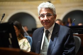 Enrique Gómez, senador colombiano: “Los que manipulan las redes con dineros del narcotráfico y la corrupción son los candidatos de izquierda”