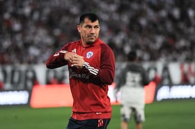 Gary Medel protesta contra la ANFP por despidos en la Selección
