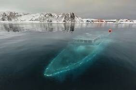 Video: Esta es la verdadera historia del “barco fantasma” que sorprendió en la Antártica
