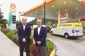 Shell y Chilexpress sellan alianza para ampliar la cobertura del servicio de envíos