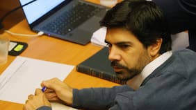 Corte de Santiago rechaza amparo del exasesor de Lavín que se fue a España y ratifica orden de detención