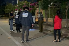 Joven de 17 años es baleado mientras se encontraba en una plaza en Cerrillos