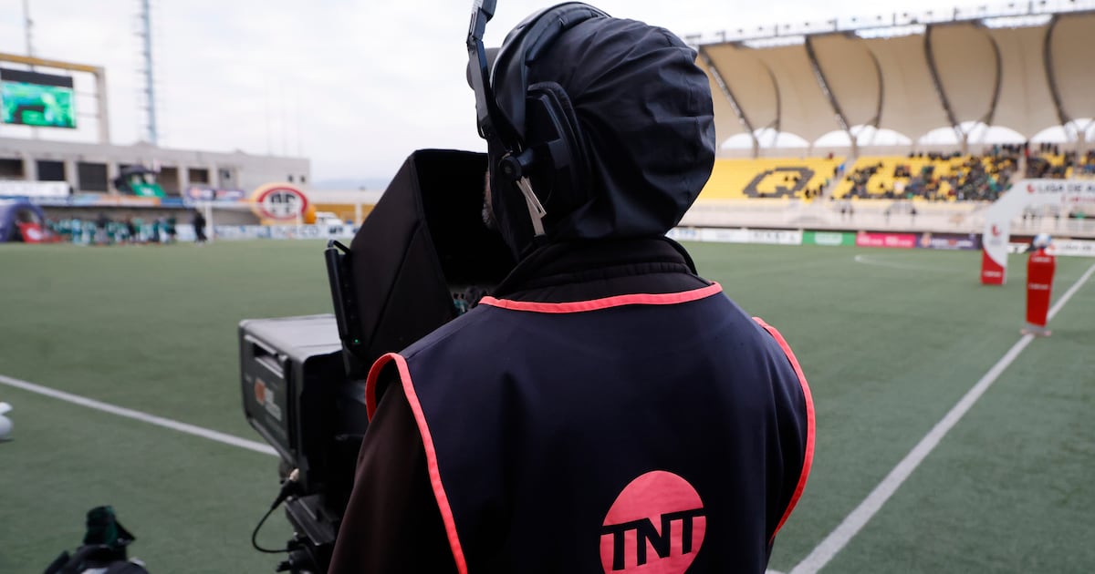 La matriz de Warner Bros, HBO y TNT Sports se abre formalmente a una venta ante diversos interesados por comprarla