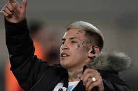 Cómo son los días de L-Gante en la cárcel: compuso 80 canciones y no tiene colchón