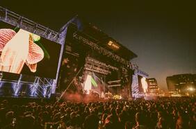 Agua, comida y servicios: todo lo que tienes que saber de Primavera Sound Santiago