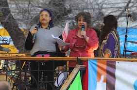 “Me autocancelo”: Alejandra Valle suspende su participación en acto del Apruebo en La Cisterna tras escándalo en Valparaíso