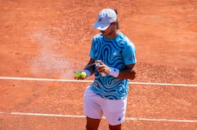 ¡ ¿Le tiró algo a la pelota?! Tenista argentino hizo inesperada actuación en el Challenger de Santiago