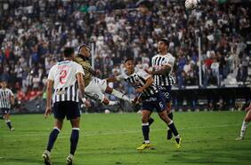 La cabeza de Vidal rescata a Colo Colo en la Libertadores: empata en Lima con 9 y se jugará la vida en Paraguay