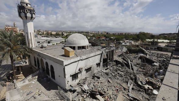 Israel lanza una oleada de bombardeos contra Tiro, en el sur de Líbano, tras ordenar su evacuación