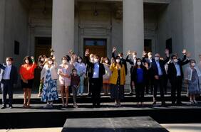 42 nombres y 44 ministros: los integrantes que ha tenido el gabinete del Presidente Boric