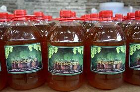 Las Pipas de Einstein y otros lugares para comprar pipeño en Santiago