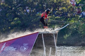 Martín Labra se anota con un triunfo en esquí náutico: Team Chile alcanza las 23 medallas de oro en los Juegos Odesur