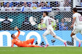 El mensaje de Baena a Muslera tras su fallo: “Tiene que ser jodido para él porque su selección se estaba jugando la vida”