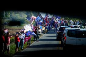 Baby boomers le dan la espalda a Trump por el Covid