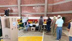 Colombia refuerza seguridad por elecciones: 400 mil uniformados desplegados entre los más de mil centros de votación