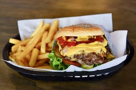 Holy Moly: las hamburguesas más adictivas llegaron a Lastarria