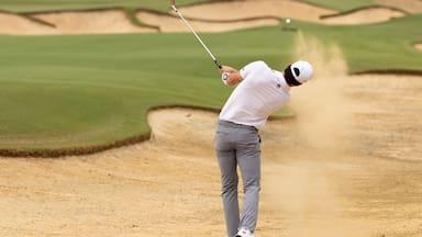 Joaquín Niemann cierra su participación en el LIV Golf de Adelaida rozando el Top 10