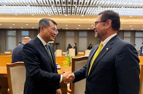 Pérez Mackenna se reúne con primer ministro de Vietnam: “Estamos diseñando la próxima década de crecimiento juntos”