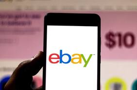 eBay prohibirá la venta de artículos para adultos como el hentai