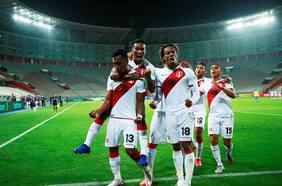 Lapadula es la gran novedad de la nómina de Perú para enfrentar a Chile