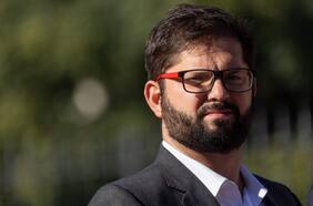 Presidente Boric califica como “inaceptable” funa a convencionales del PS: “Terminémosla con esa cultura”