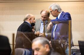 Cómo el fin del Senado y el desmarque del Frente Amplio derivaron en una “camotera” socialista a Jackson