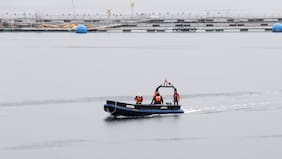 Encuentran dos cuerpos de los seis desaparecidos tras hundimiento de embarcación en Los Lagos