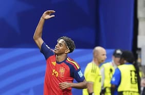 La ilusión de Lamine Yamal: “Marcar en mi primer partido como titular es un sueño; el otro Mundial lo vi en clases”