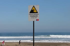 SHOA descarta tsunami en costas chilenas tras sismo 6.6 en Arawa, Papúa Nueva Guinea