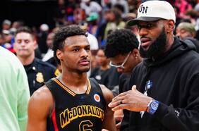 Tiene 18 años: hijo de LeBron James sufre un paro cardíaco mientras entrenaba en su universidad