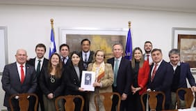 Ministerio de la Mujer recibe propuestas de la UDI para Sala Cuna Universal: ejecutivo ingresará indicación antes del 15 de junio