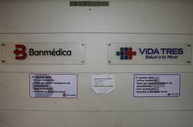Isapres Banmédica y Vida Tres informan que continuarán operando con total normalidad pese al anuncio de venta