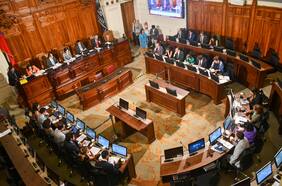 Comisión Experta incorporará norma que establece límite de dos veces para que una persona pueda ser elegida Presidente de la República