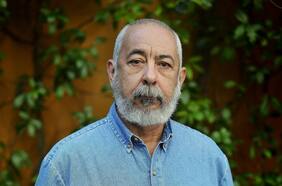 Leonardo Padura: “Escribo porque me duele mi país, me duele mi ciudad y escribir es el único alivio que tengo”