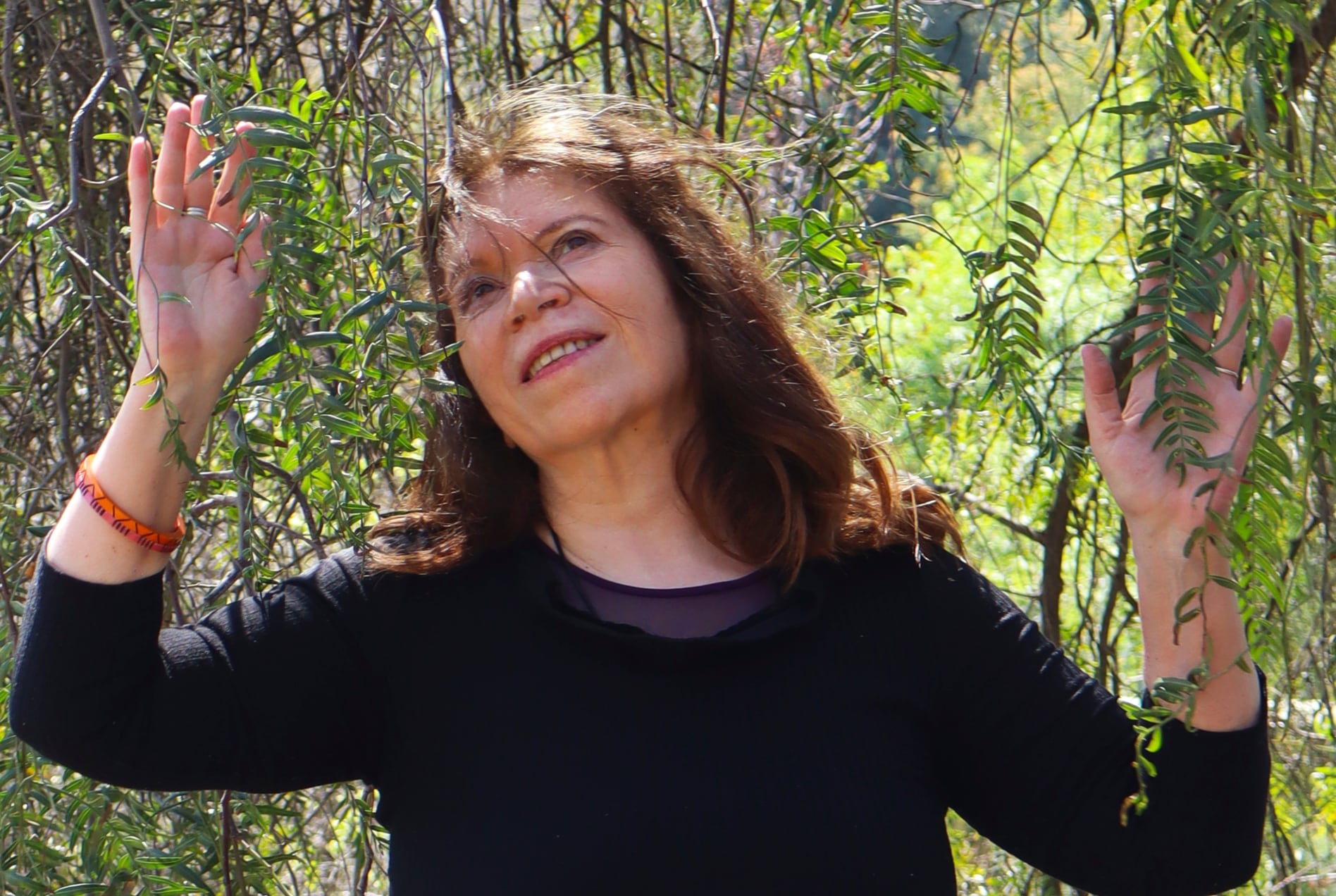 Tita Parra presenta “Estar vivo”, primer adelanto de su nuevo álbum inspirado en su hijo