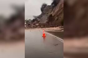 Registran un deslizamiento de tierra en Santa Cruz producto de las intensas lluvias